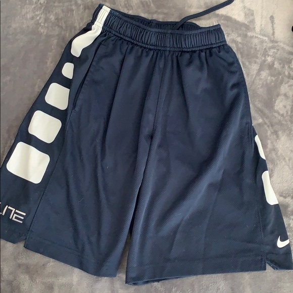 boys navy nike shorts